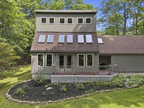 226 Bruce Hill RD, Cumberland, ME 04021