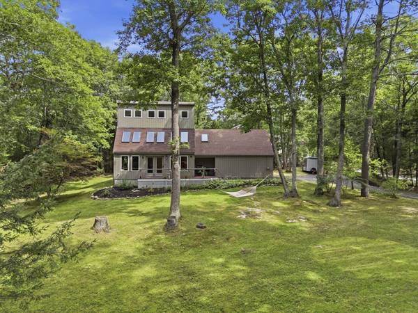 226 Bruce Hill RD, Cumberland, ME 04021