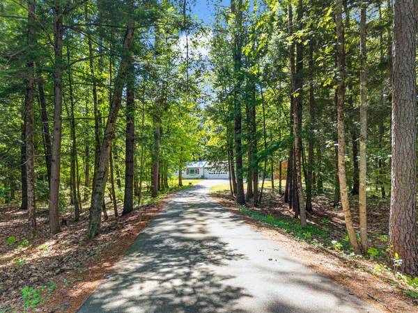 814 Cape RD, Hollis, ME 04042