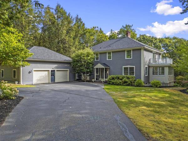 8 Fox Run RD