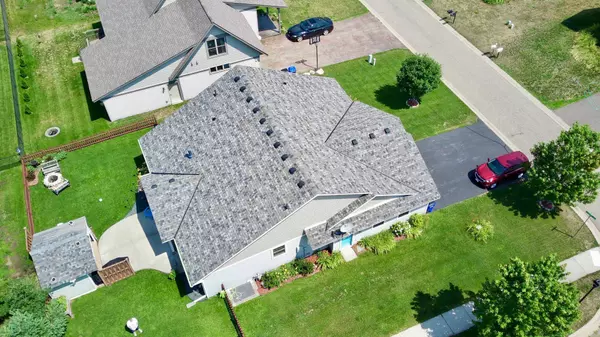 449 Charles LN, Somerset, WI 54025