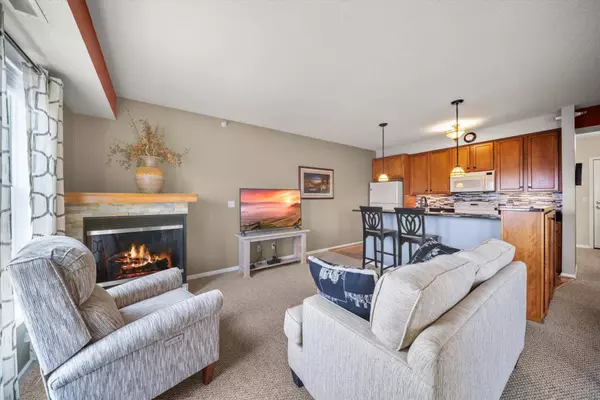 100 4th AVE N #208, South Saint Paul, MN 55075