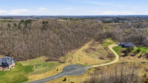 406 134th AVE, Houlton, WI 54082