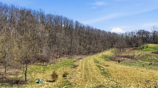 406 134th AVE, Houlton, WI 54082