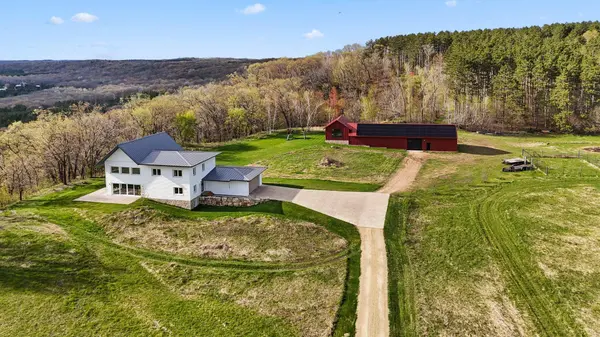 434 210th AVE, Somerset, WI 54025