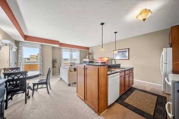 100 4th AVE N #208, South Saint Paul, MN 55075