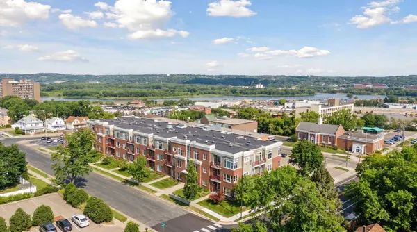 100 4th AVE N #208, South Saint Paul, MN 55075