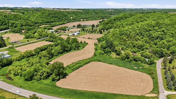 W1124 280th AVE, Plum City, WI 54761