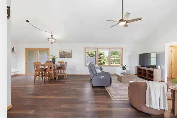 545 Kreuziger RD, River Falls, WI 54023