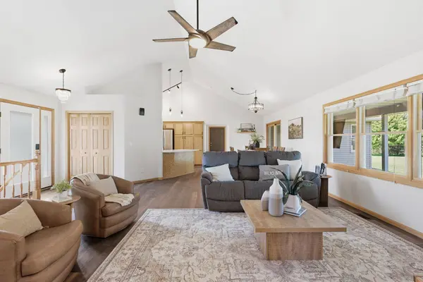 545 Kreuziger RD, River Falls, WI 54023