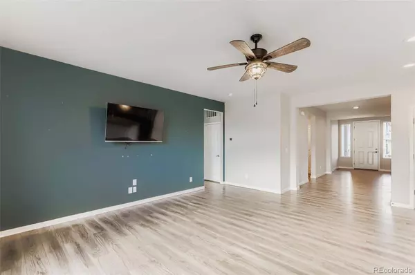 575 Ranchhand DR, Berthoud, CO 80513