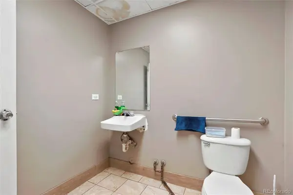 374 Norfolk ST, Aurora, CO 80011