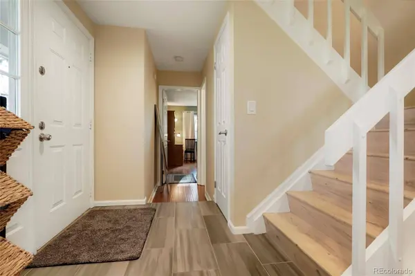 12502 E Evans CIR #F, Aurora, CO 80014