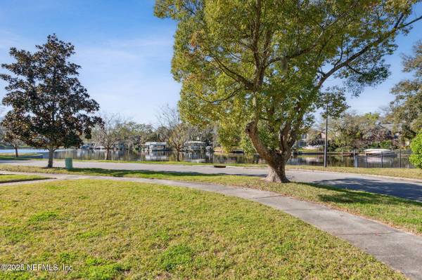 1815 LARGO RD #3 (PH), Jacksonville, FL 32207