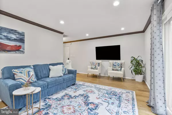 26 SILVERTON CT, Cockeysville, MD 21030