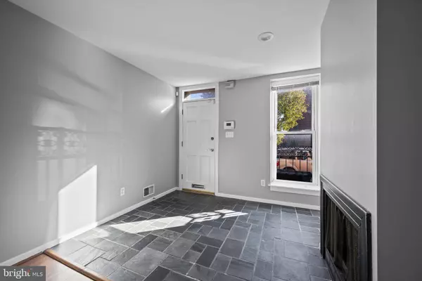 738 MCHENRY ST, Baltimore, MD 21230