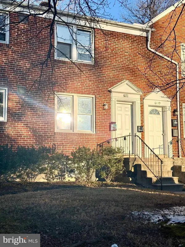 6121 CHINQUAPIN PKWY, Baltimore, MD 21239