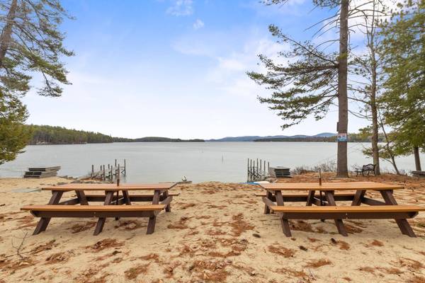 45 Southerlee Shores RD, Moultonborough, NH 03254