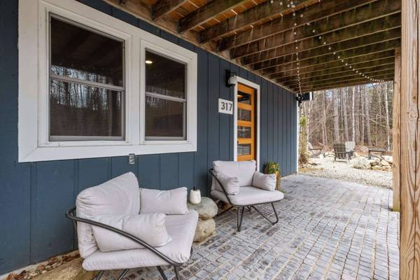 317 Valley RD, Haverhill, NH 03785