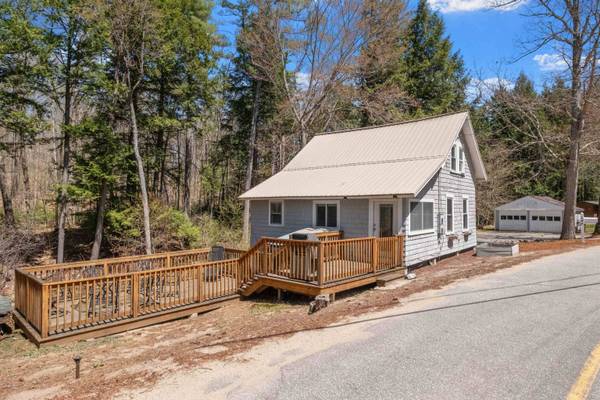 100 Lake AVE, Franklin, NH 03235