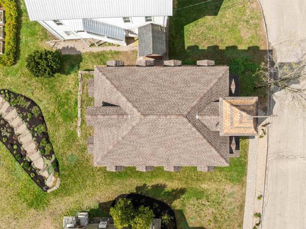 15 Cleveland Hill RD, Tamworth, NH 03886