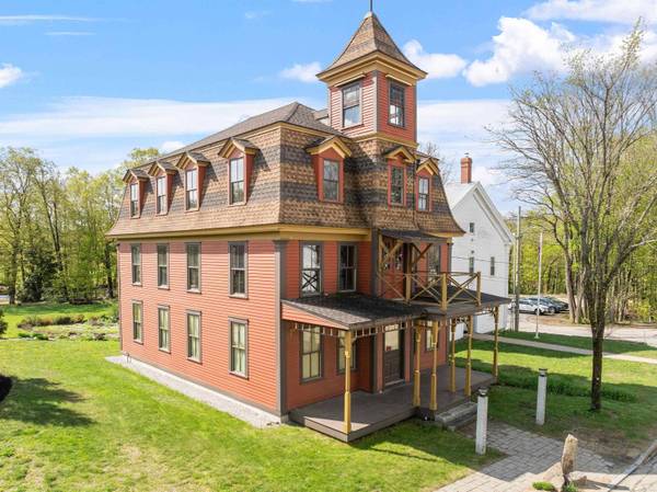 15 Cleveland Hill RD, Tamworth, NH 03886