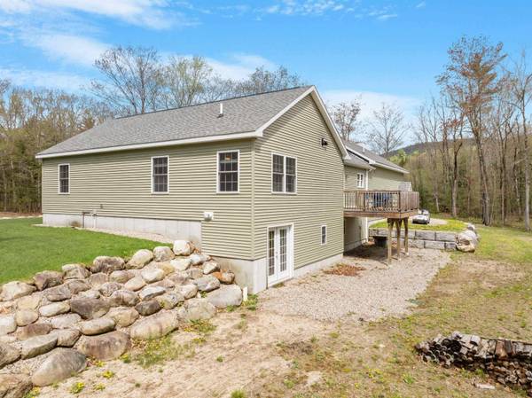 43 Mountain Shadows DR, Tuftonboro, NH 03254