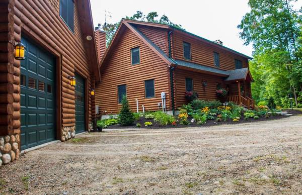 87 Moose Mountain RD, Brookfield, NH 03872