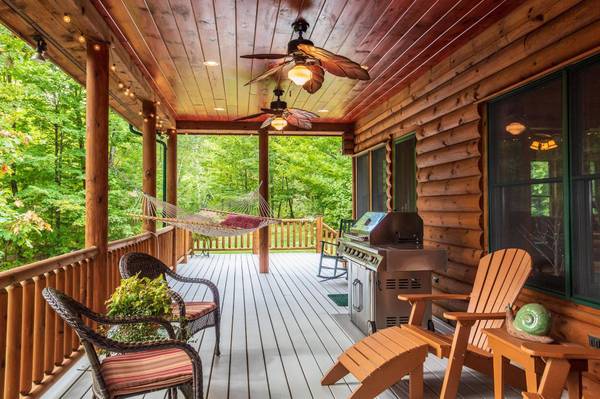 87 Moose Mountain RD, Brookfield, NH 03872