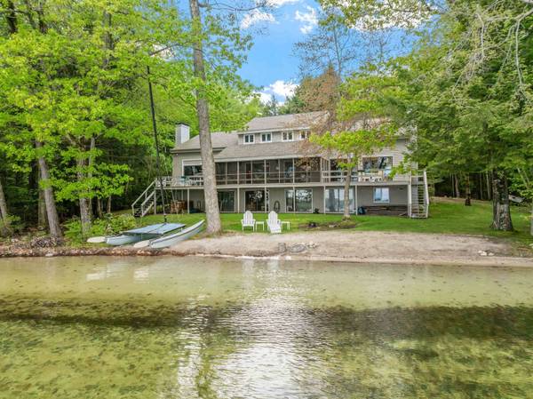 241 Long Point RD, Moultonborough, NH 03254