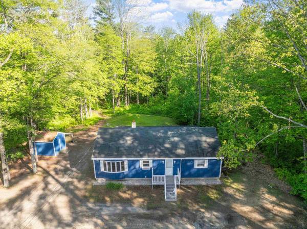 31 Reservoir RD, Meredith, NH 03253