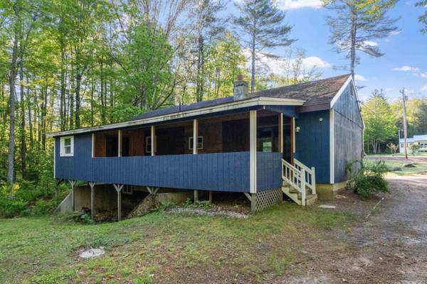 31 Reservoir RD, Meredith, NH 03253