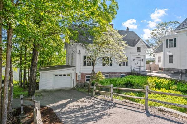 11 Highland ST, Meredith, NH 03253