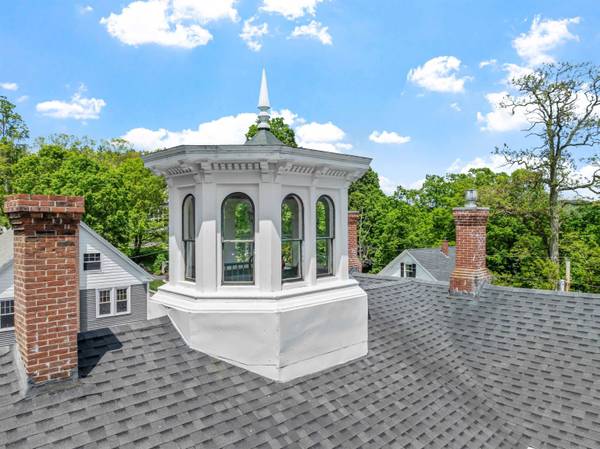 12 Highland ST, Meredith, NH 03253