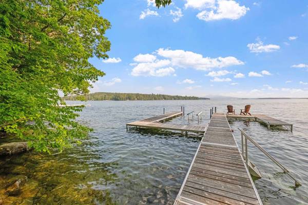 71 Oak Landing RD, Moultonborough, NH 03254