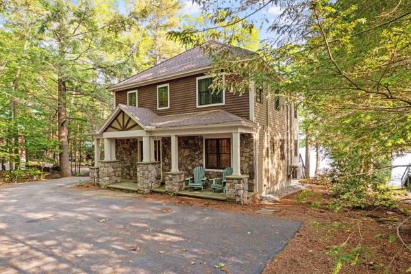 71 Oak Landing RD, Moultonborough, NH 03254
