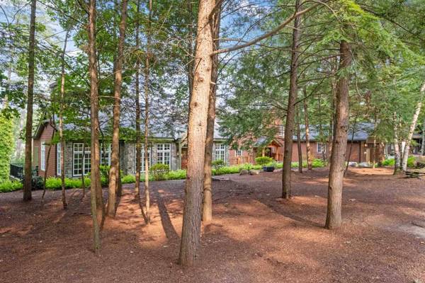 181 Stanyan RD, Moultonborough, NH 03254