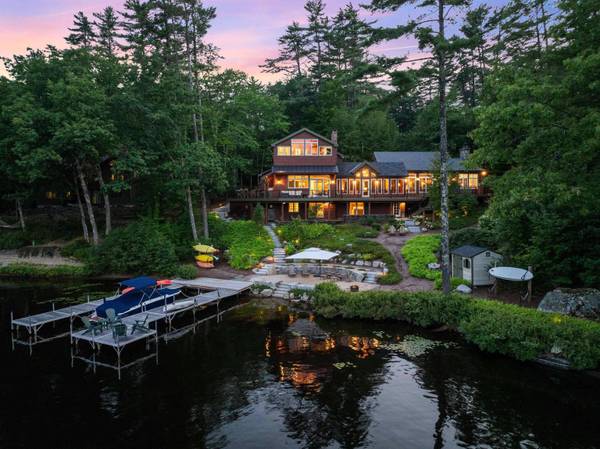 181 Stanyan RD, Moultonborough, NH 03254