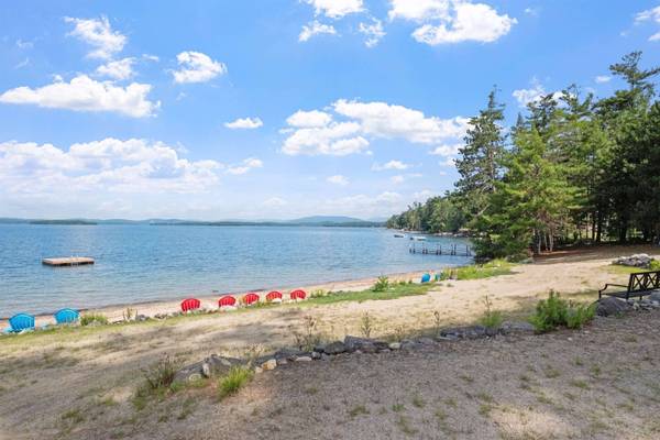 64 Wildwood DR, Moultonborough, NH 03254