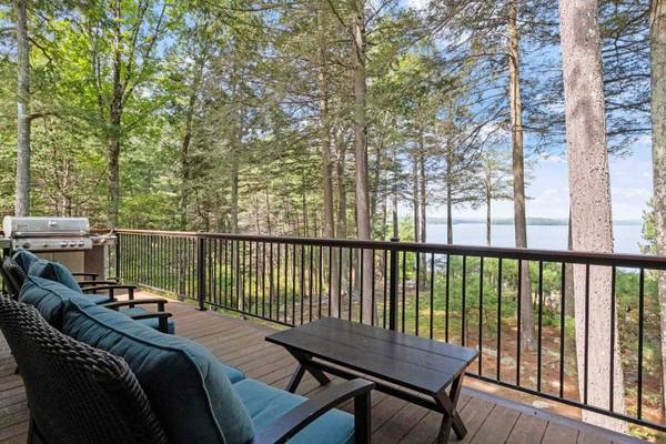 64 Wildwood DR, Moultonborough, NH 03254