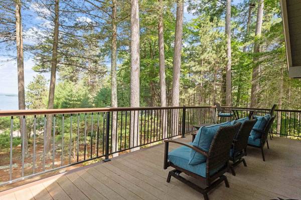 64 Wildwood DR, Moultonborough, NH 03254