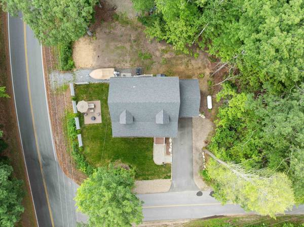 3 Sundorf ST, Moultonborough, NH 03254
