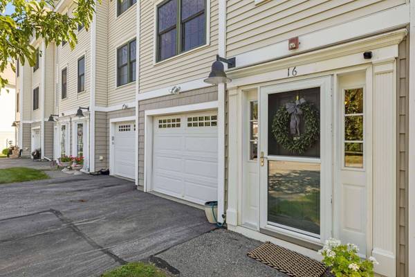 16 Village DR, Meredith, NH 03253