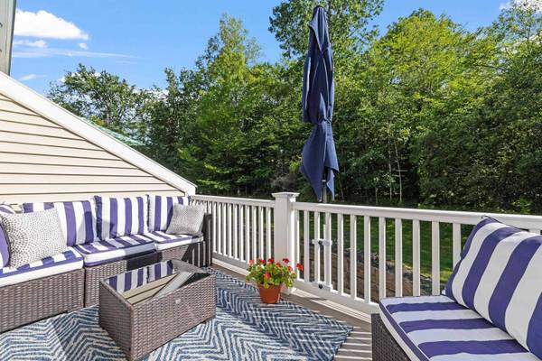 16 Village DR, Meredith, NH 03253