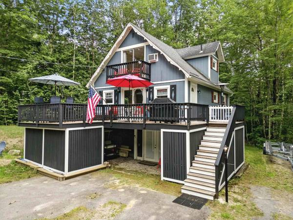 51 Mountain View DR, Moultonborough, NH 03254