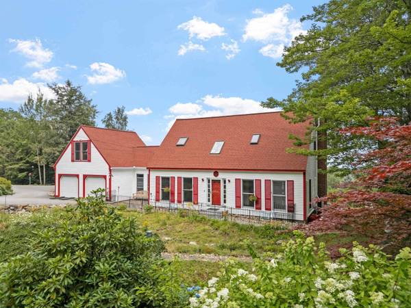105 Juniper Ridge RD, Gilford, NH 03249