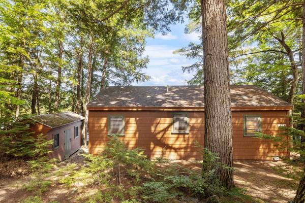 69 Buoniello RD, Moultonborough, NH 03254