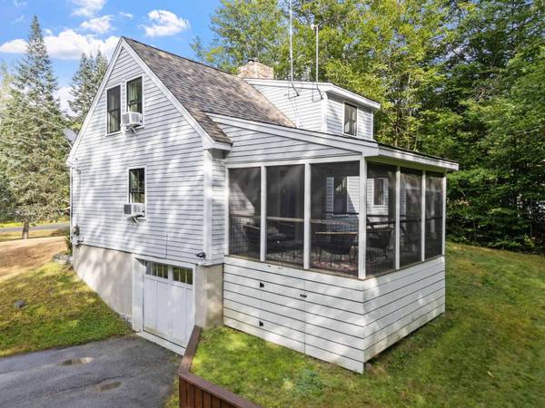 6 Council Tree LN, Wolfeboro, NH 03894