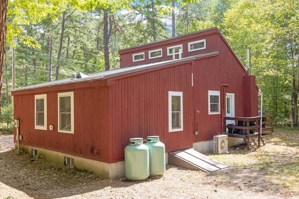 46 Mason DR, Tamworth, NH 03886