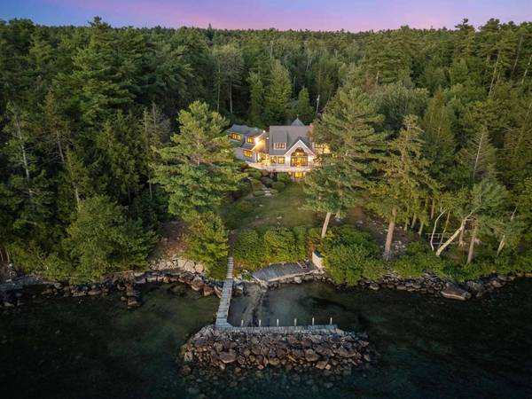 20 Elm PT, Tuftonboro, NH 03853